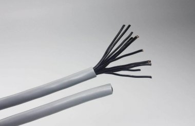 YJV电缆与VV电缆有什么区别？哪个更好？